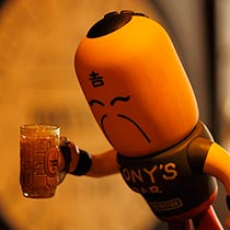 博多駅前　トニーズバー店内